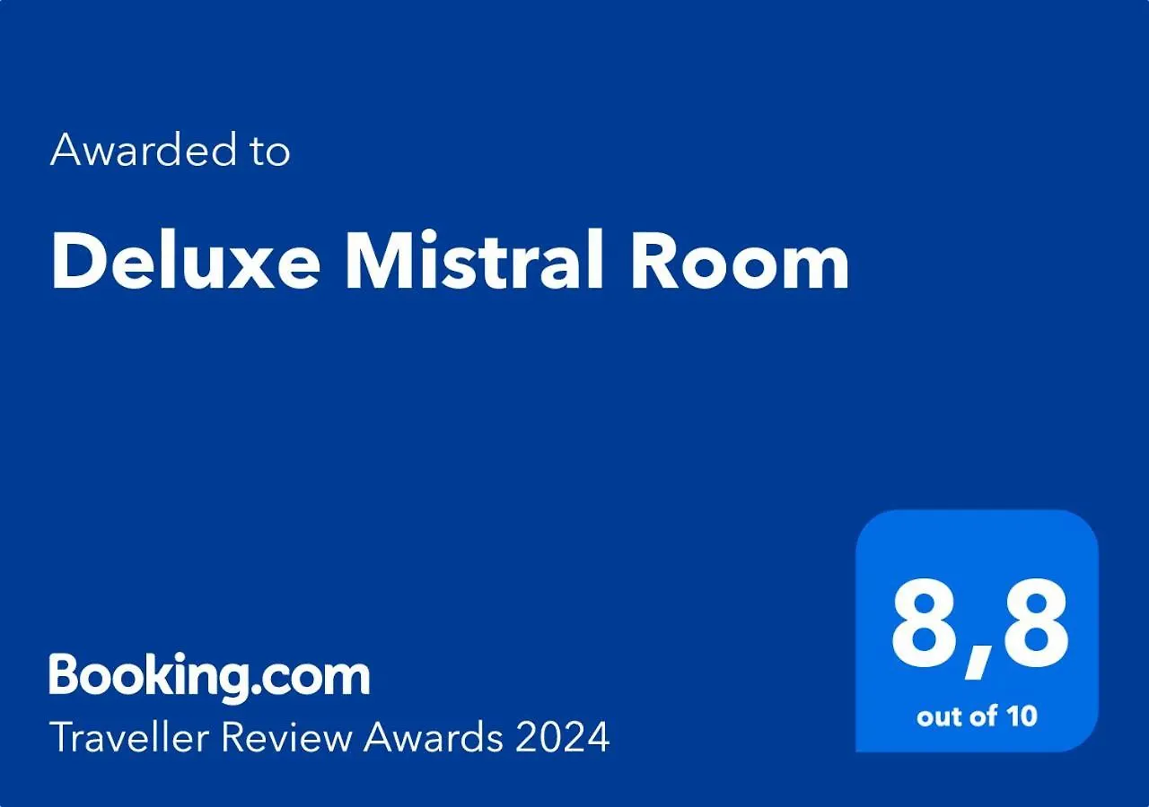 Deluxe Mistral Room Quartu SantʼElena